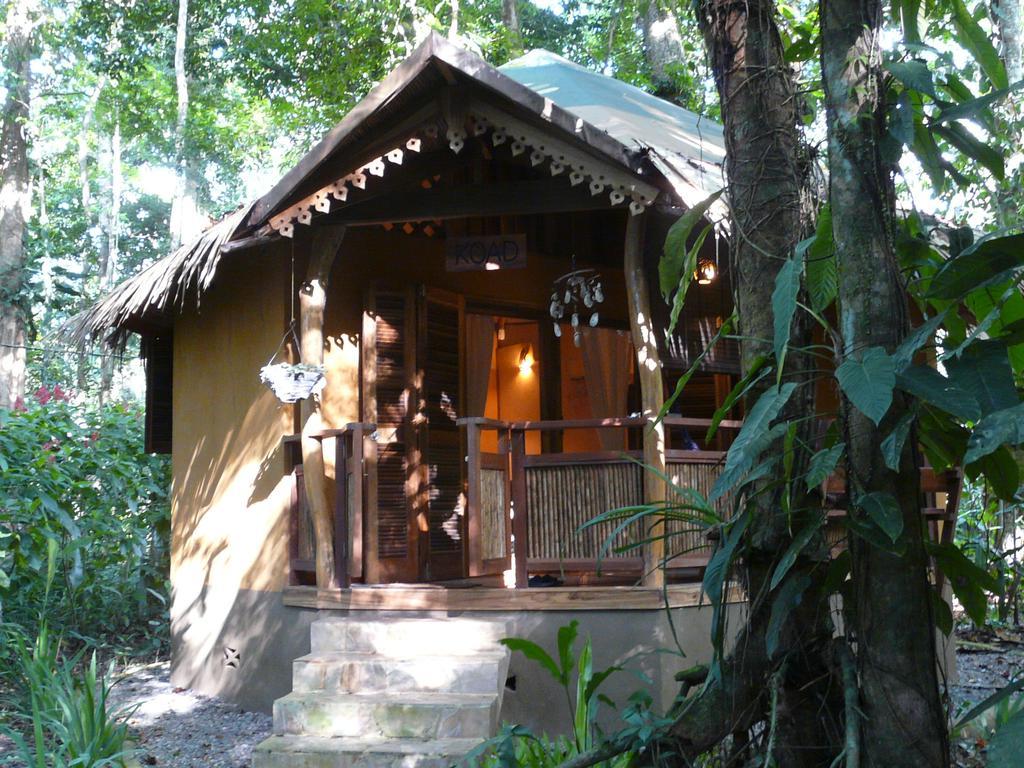 Korrigan Lodge Cahuita Eksteriør billede